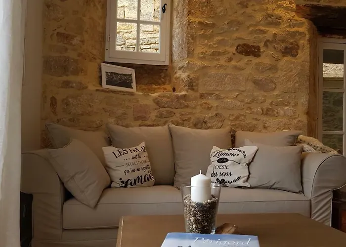 Le Rousseau アパート サルラ・ラ・カネダ