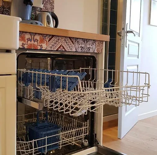 Le Rousseau * サルラ・ラ・カネダ